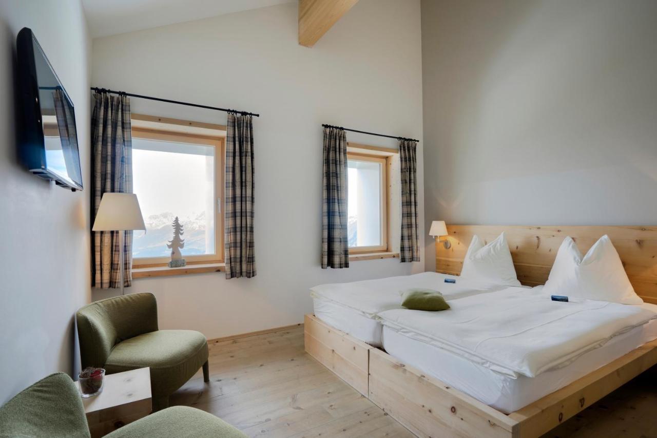 Romantik Hotel Muottas Muragl ซาเมอดัน ภายนอก รูปภาพ